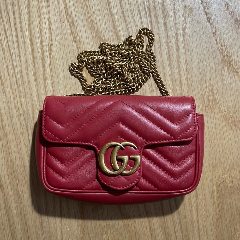 Red Gucci Marmont